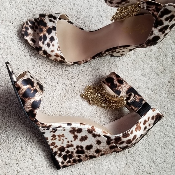 leopard wedge - Picture 2 of 5